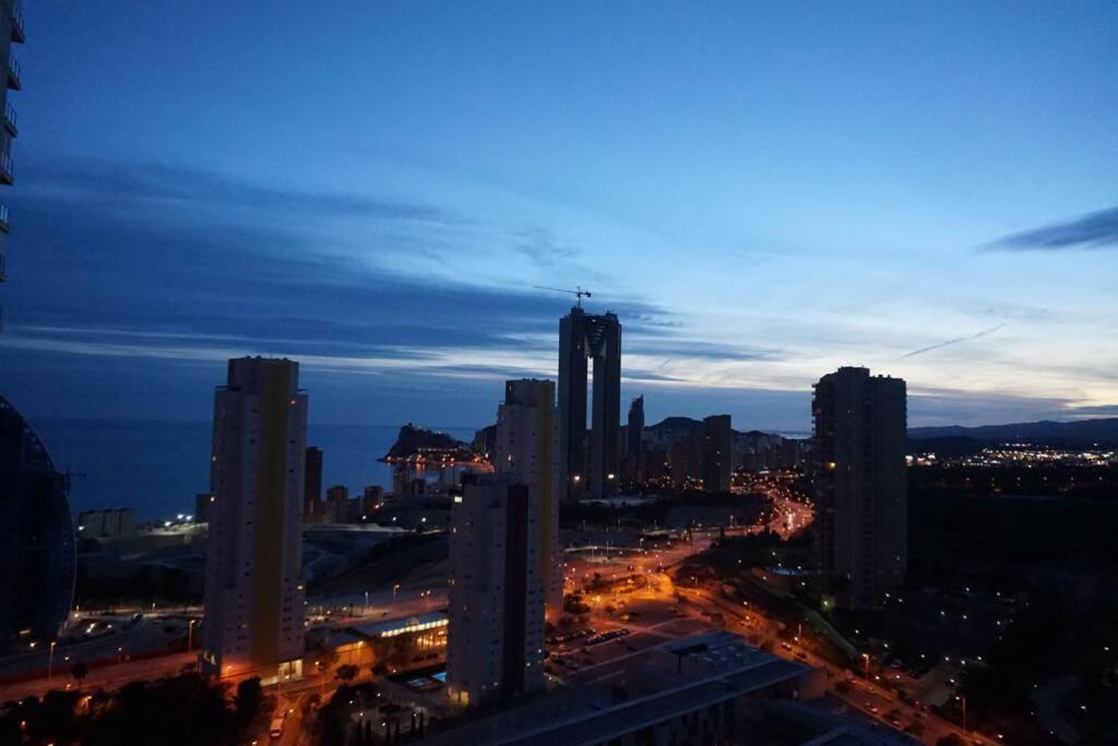Apartamento Relax Sol De Benidorm Bagian luar foto