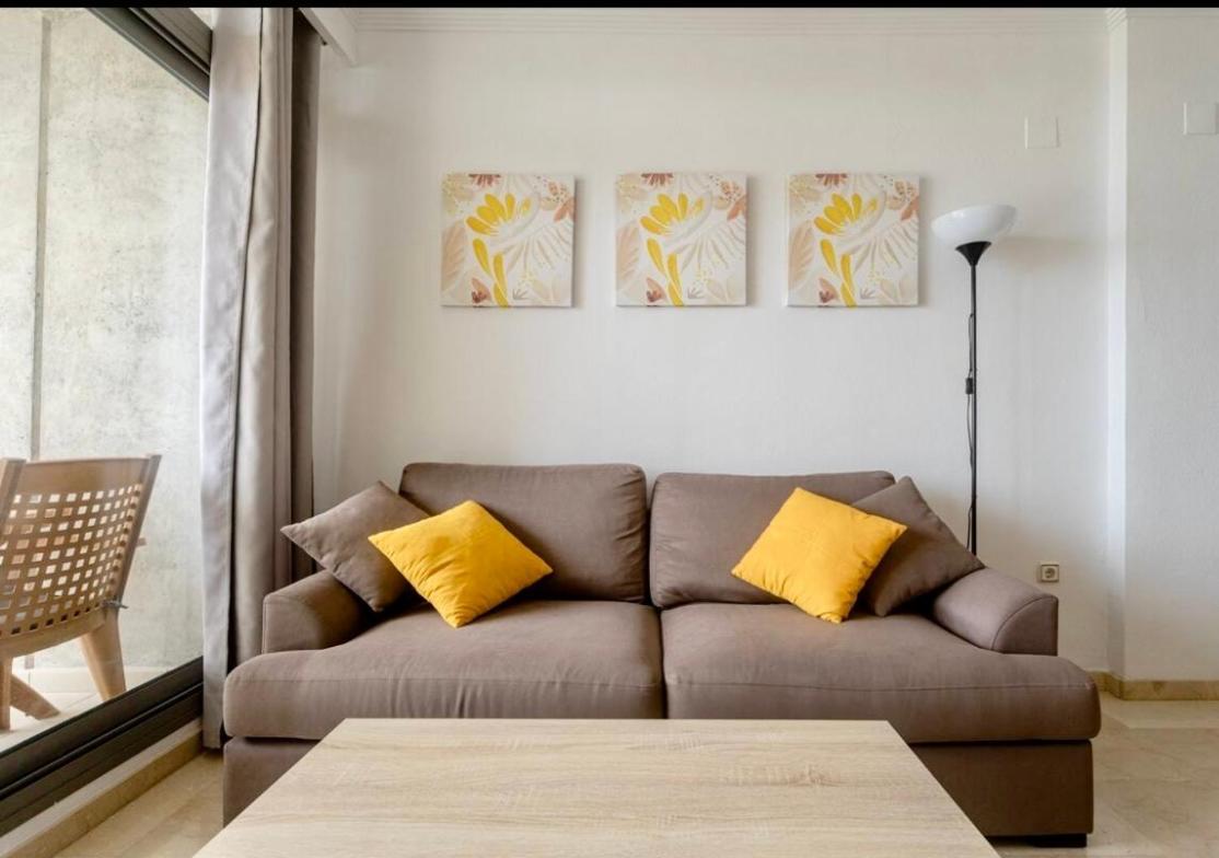 Apartamento Relax Sol De Benidorm Bagian luar foto