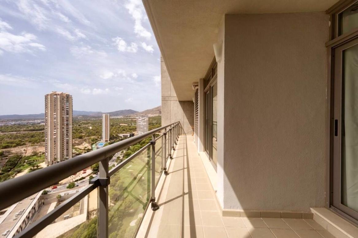 Apartamento Relax Sol De Benidorm Bagian luar foto