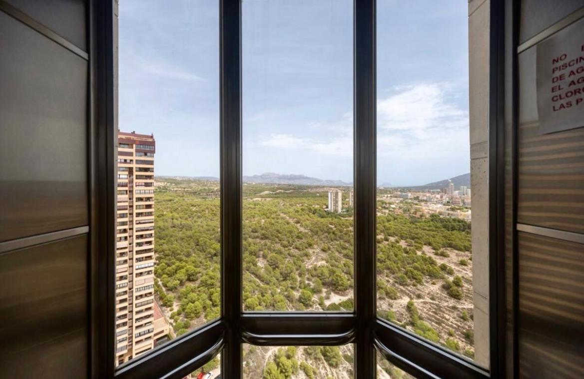 Apartamento Relax Sol De Benidorm Bagian luar foto