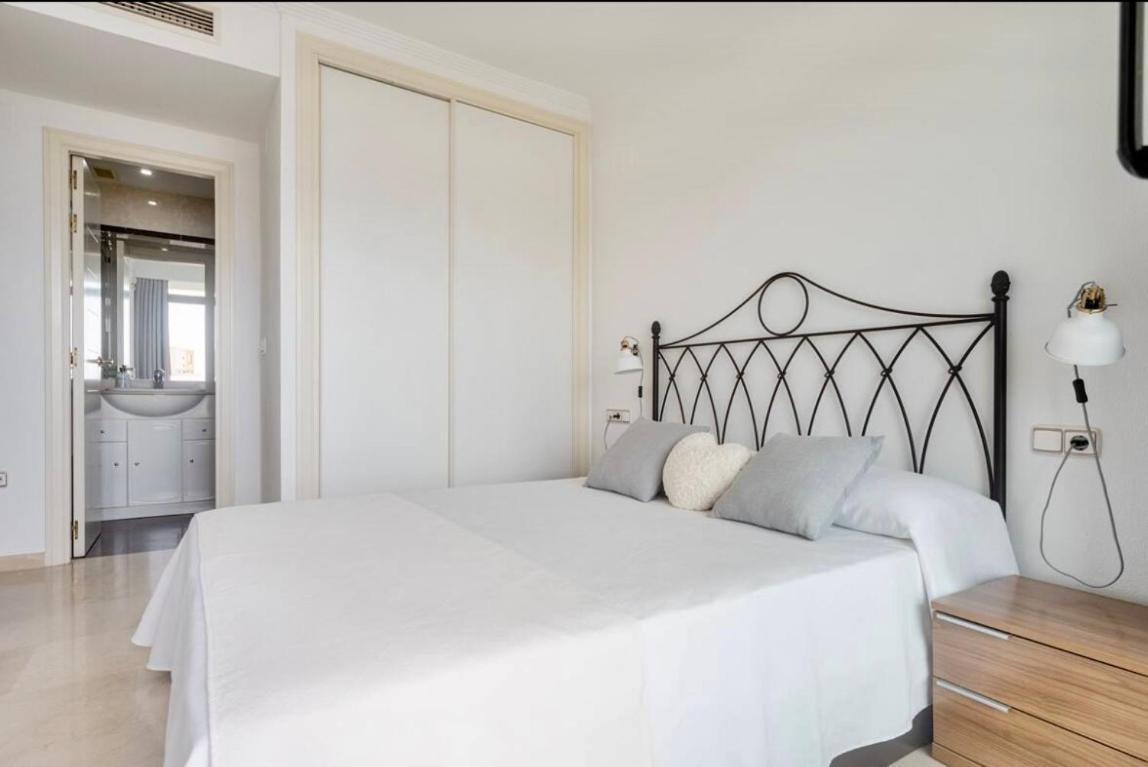 Apartamento Relax Sol De Benidorm Bagian luar foto