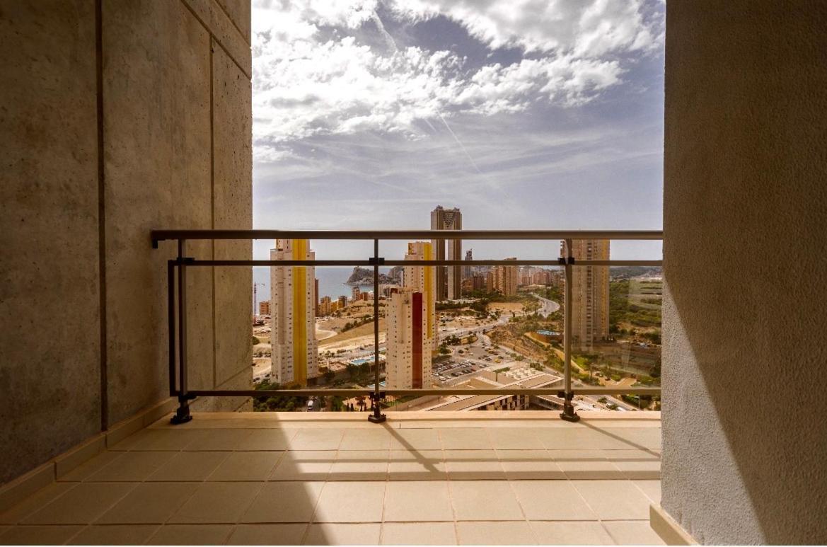Apartamento Relax Sol De Benidorm Bagian luar foto